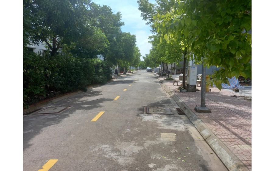 Bán nhà kinh doanhC OSAKA Thạnh Xuân 52 Q12, 169m2, 2L, 4 Phòng ngủ, Đường 8m giá 9.x tỷ